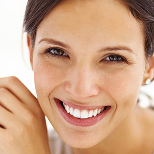 Top 4 Cosmetic Treatments to Improve Your Smile