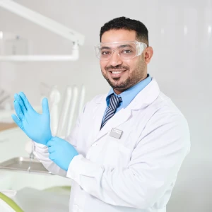 Friendly pediatric dentist in Pittsburg in a clean and modern dental office