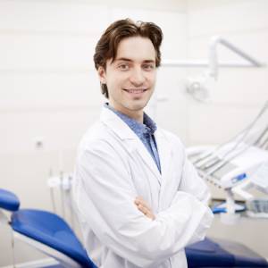 Top 7 Benefits of Visiting a Dentist Near Me in Brentwood